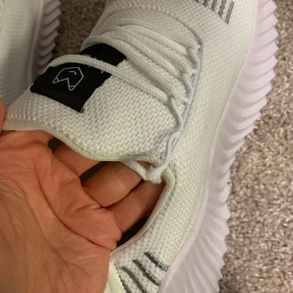 COPY - MLO Mens Sneakers - Picture 5 of 7